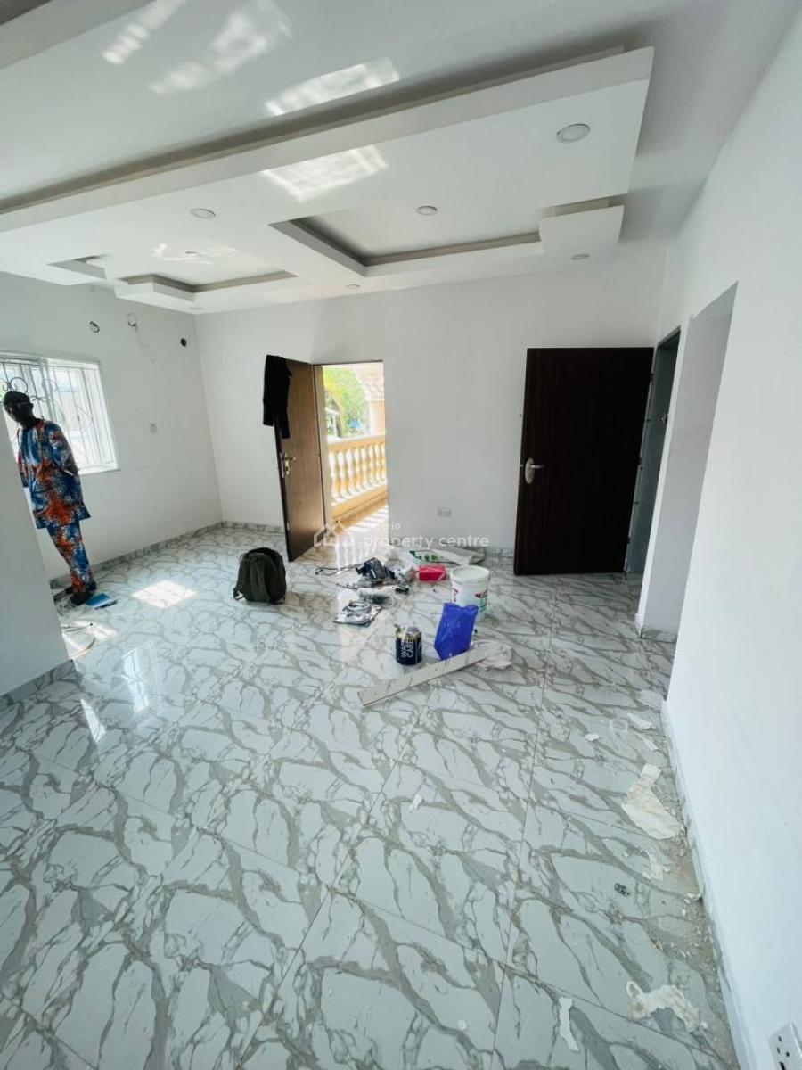 Well Refurbished with Excellent Facilities, Estate Opposite, Vgc, Lekki, Lagos, Flat / Apartment for Rent