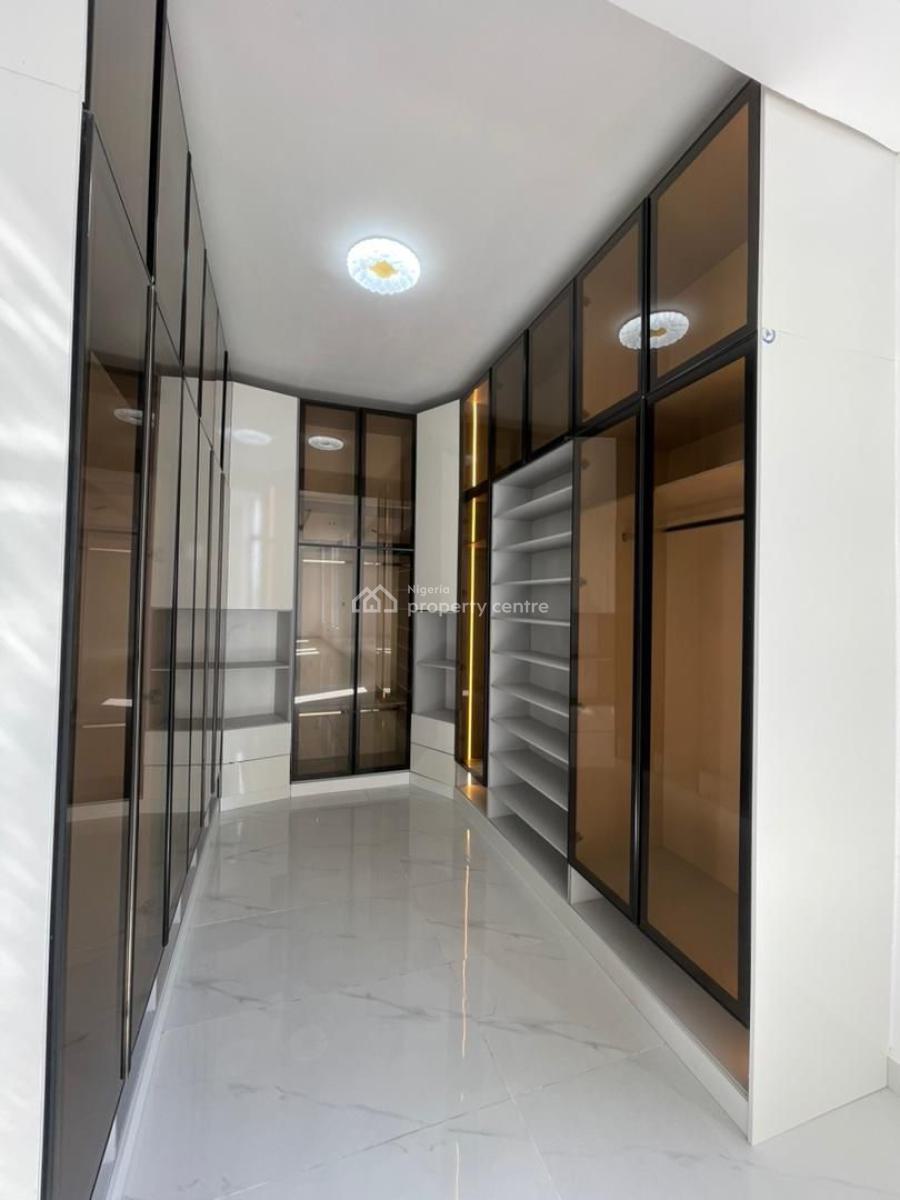 Massive 4 Bedroom Apartment with Bq  Available Banana Island, Banana Island Ikoyi, Banana Island, Ikoyi, Lagos, Block of Flats for Sale