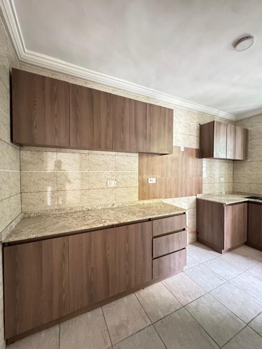 Spacious 2 & 3bedroom Apartment   Available  80million, Agungi, Lekki, Lagos, Flat / Apartment for Sale