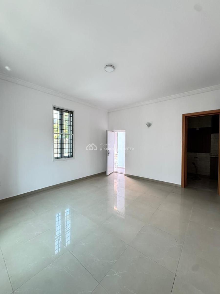 Spacious 2 & 3bedroom Apartment   Available  80million, Agungi, Lekki, Lagos, Flat / Apartment for Sale
