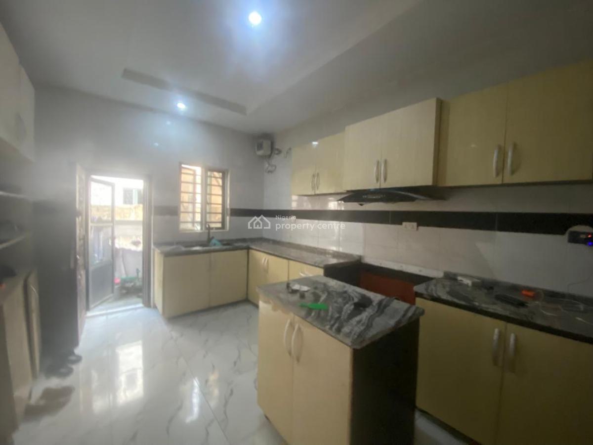 4 Bedrooms Semi Detached Duplex, Harris Drive By, Vgc, Lekki, Lagos, Semi-detached Duplex for Rent