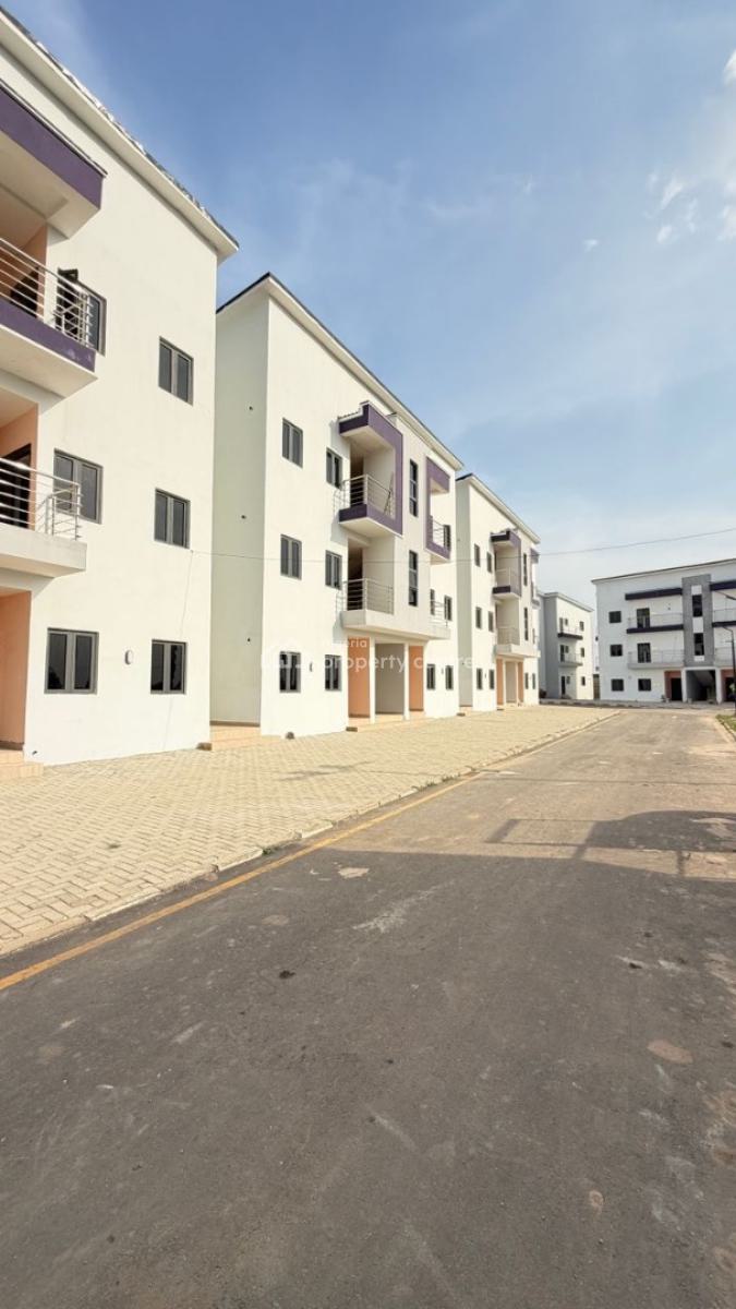 5 Bedroom Detached Duplex with Bq, Lokogoma District, Abuja, Detached Duplex for Sale