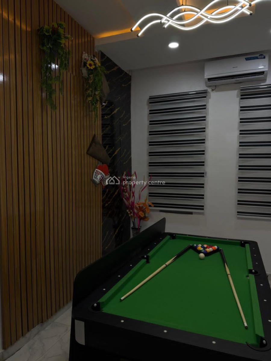 Exquisite Fully Furnished 2 Bedroom Apartment, Agungi, Lekki Phase 1, Lekki, Lagos, Flat / Apartment Short Let