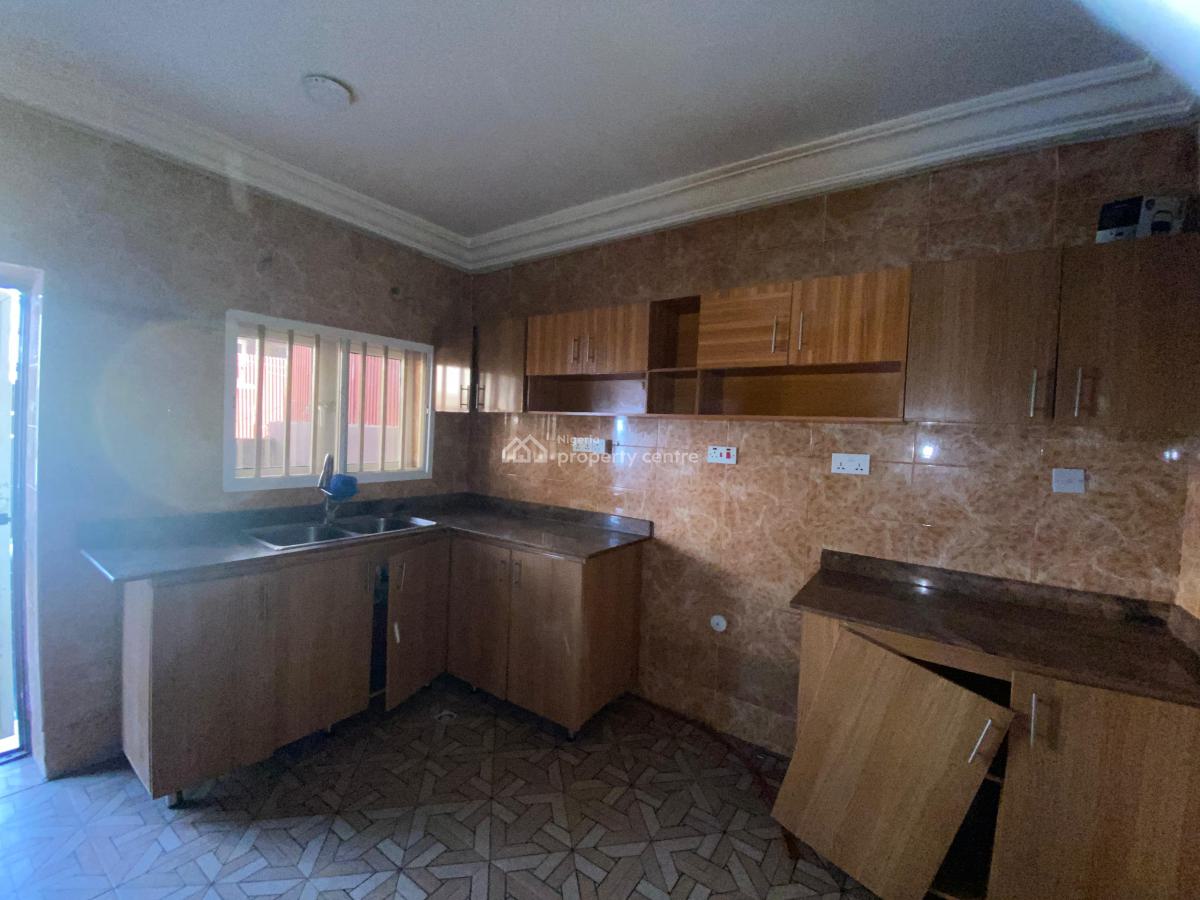 3 Bedrooms Terraced Duplex with Bq, Life Camp, Abuja, Terraced Duplex for Rent