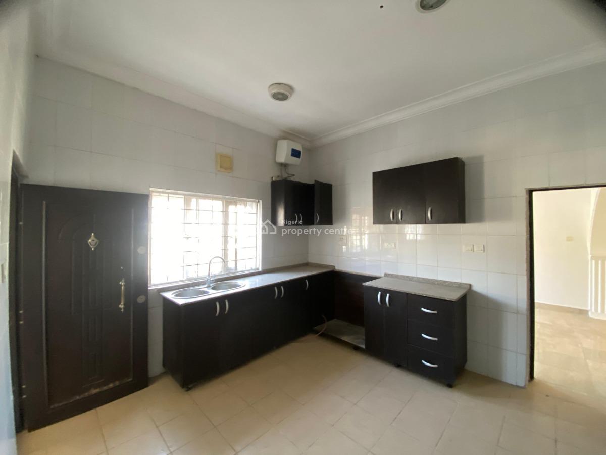 Beautiful & Spacious 3 Bedroom Flat, Jahi, Abuja, Flat / Apartment for Rent