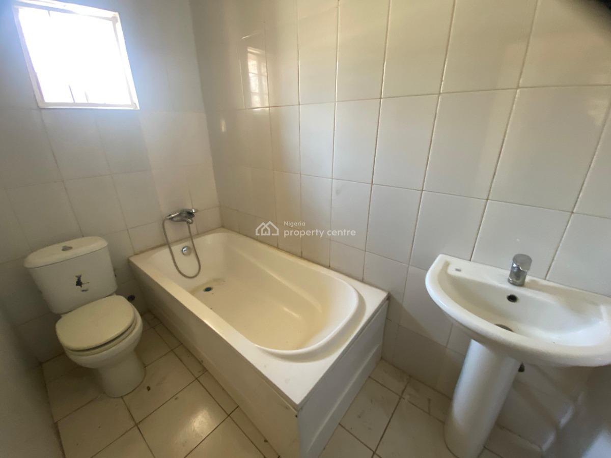 Beautiful & Spacious 3 Bedroom Flat, Jahi, Abuja, Flat / Apartment for Rent