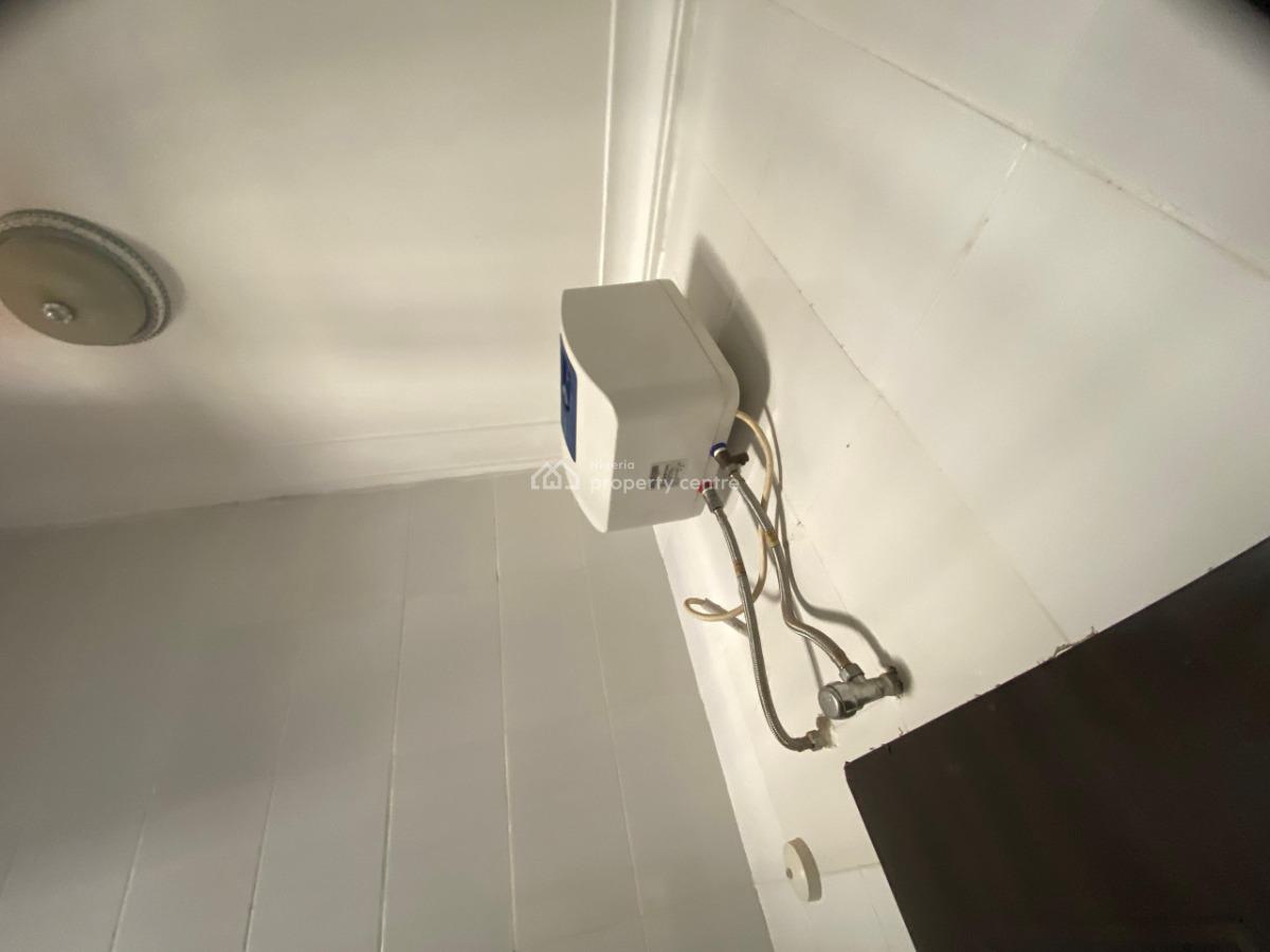 Beautiful & Spacious 3 Bedroom Flat, Jahi, Abuja, Flat / Apartment for Rent