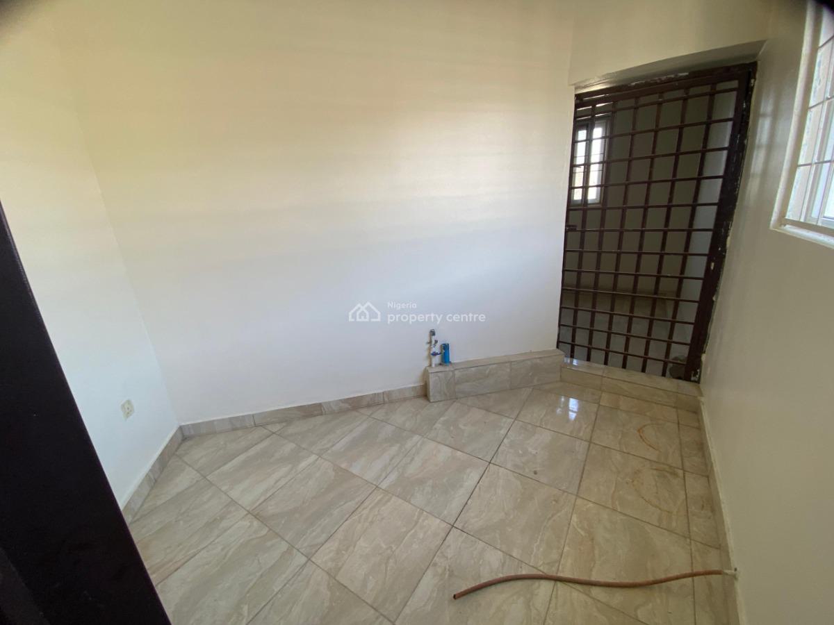Beautiful & Spacious 3 Bedroom Flat, Jahi, Abuja, Flat / Apartment for Rent