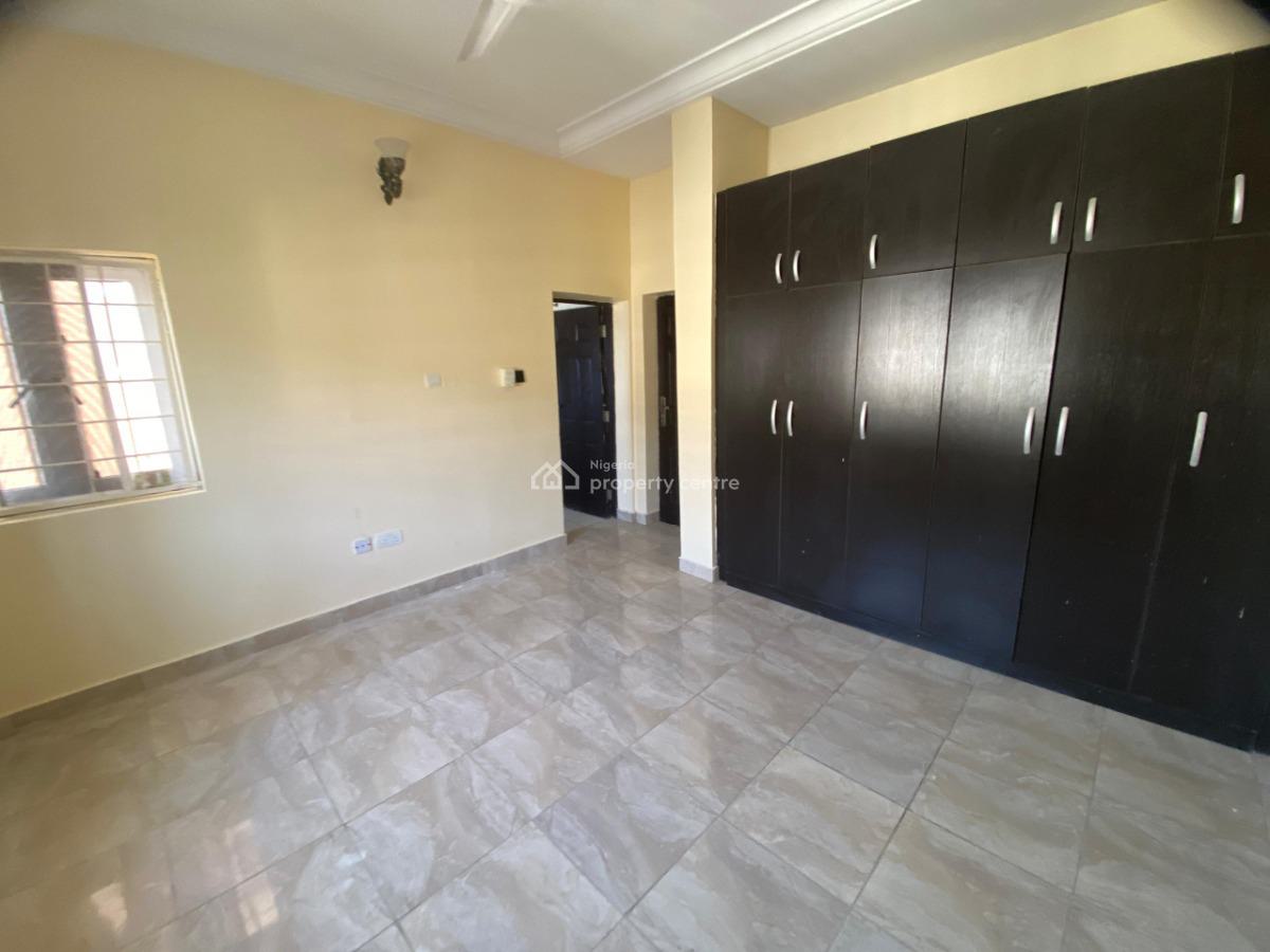 Beautiful & Spacious 3 Bedroom Flat, Jahi, Abuja, Flat / Apartment for Rent