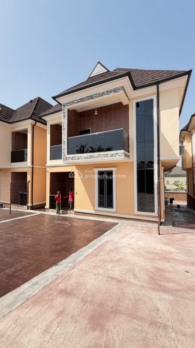 3 Bedroom Semidetached with Bq, Apo, Abuja, Semi-detached Duplex for Sale