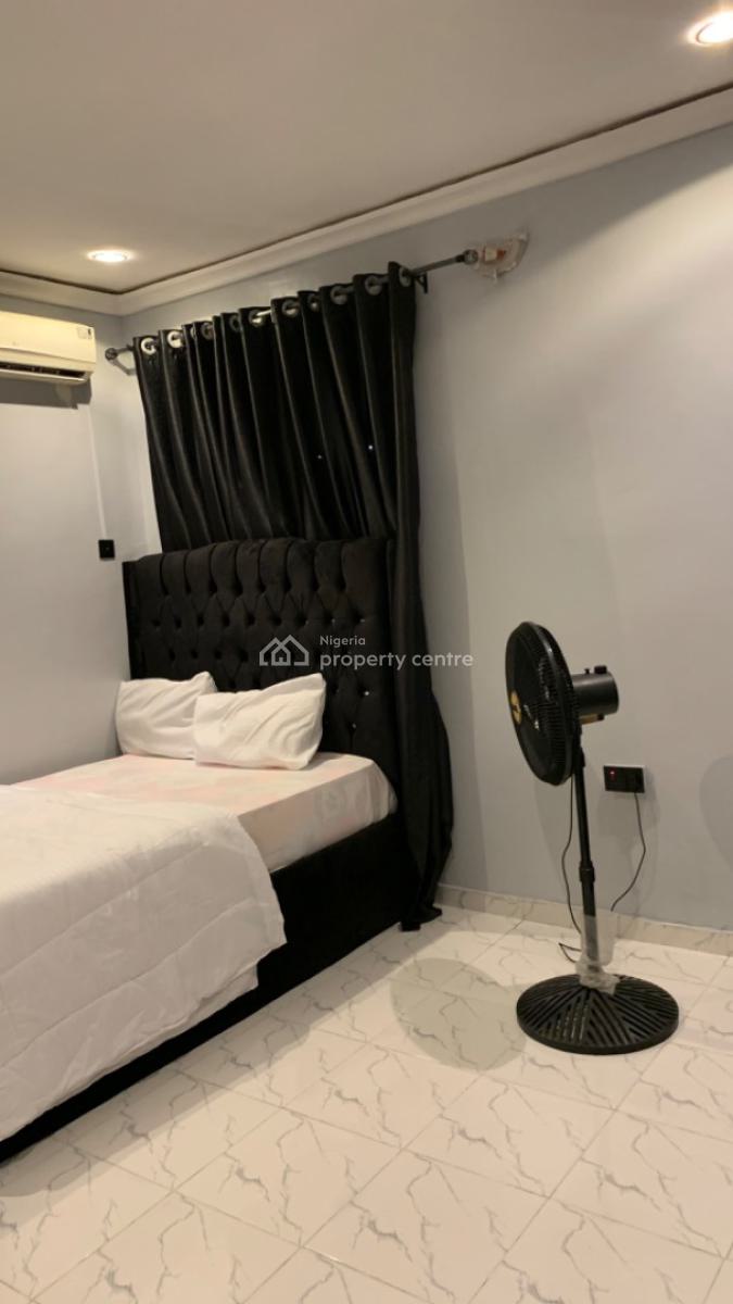 Studio Services Apartment, Ikota Villa Estate, Lekki, Lagos, Self Contain (single Rooms) Short Let