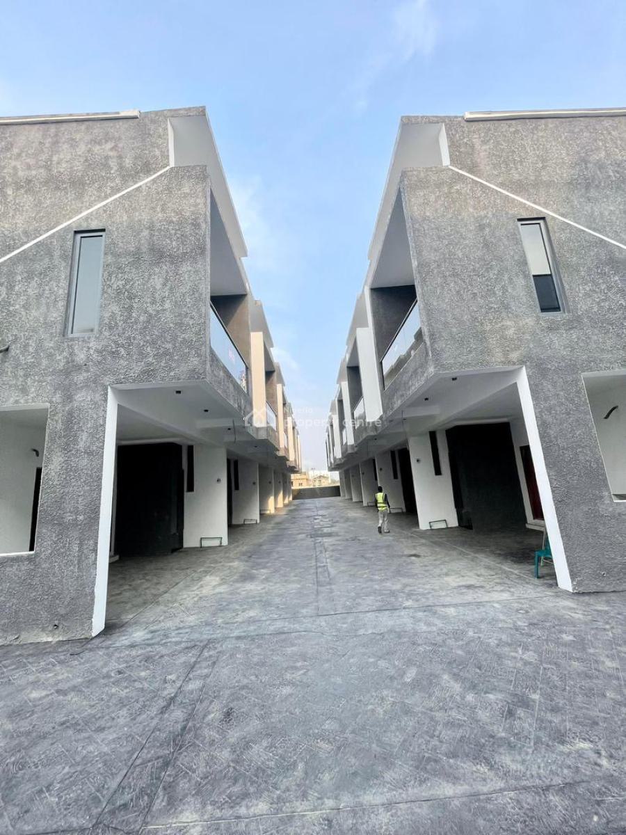 Well Built 4 Bedroom Terrace Duplex for Sal Elocation: Ikota Lekki, Lekki, Ikota, Lekki, Lagos, Terraced Duplex for Sale