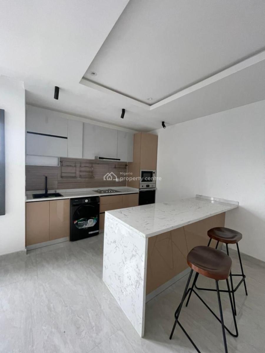 Spacious Serviced 2bedroom Apartment   Available Osapa, Osapa, Lekki, Lagos, Flat / Apartment for Sale