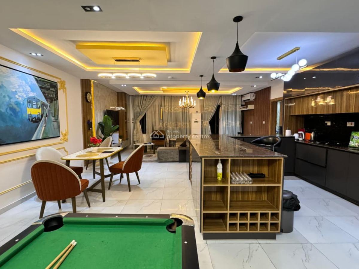 Spacious 2 Bedroom Apartment with Snooker Board and Ps5, Lekki Phase 1, Lekki, Lagos, Terraced Duplex Short Let