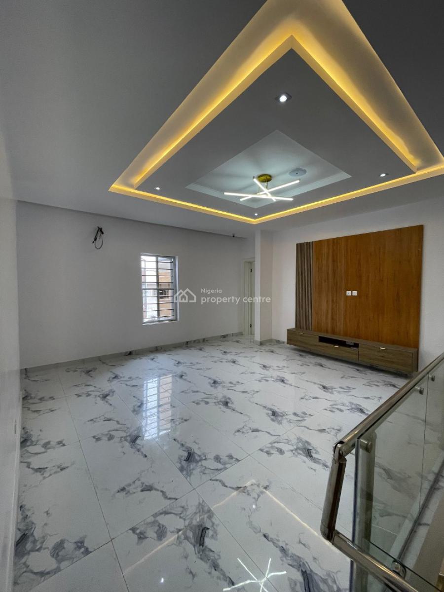 5bedroom Fully Detached Duplex with a Bq  520m, Chevron, Lekki, Lagos, Semi-detached Duplex for Sale