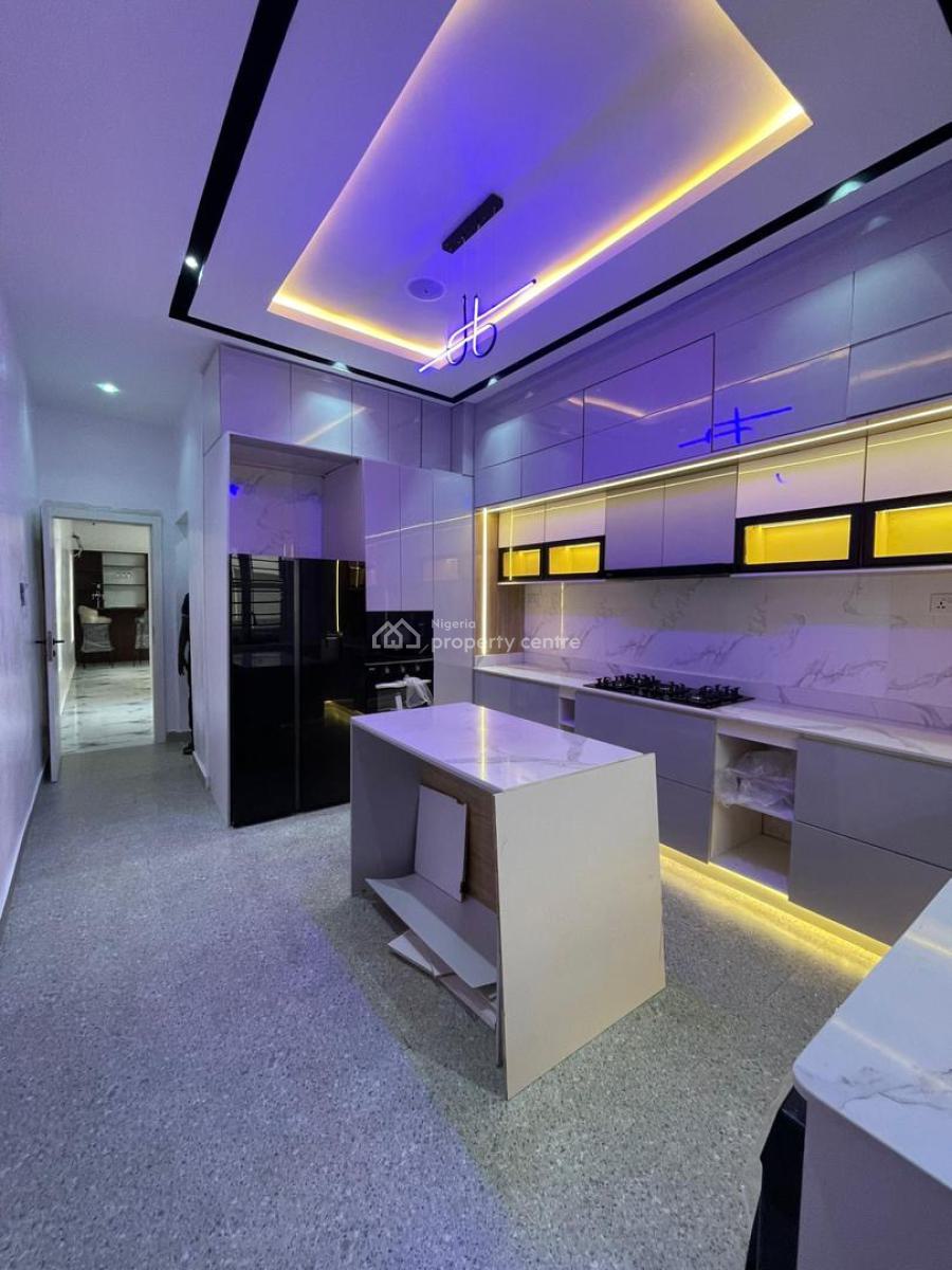 5bedroom Fully Detached Duplex with a Bq  520m, Chevron, Lekki, Lagos, Semi-detached Duplex for Sale