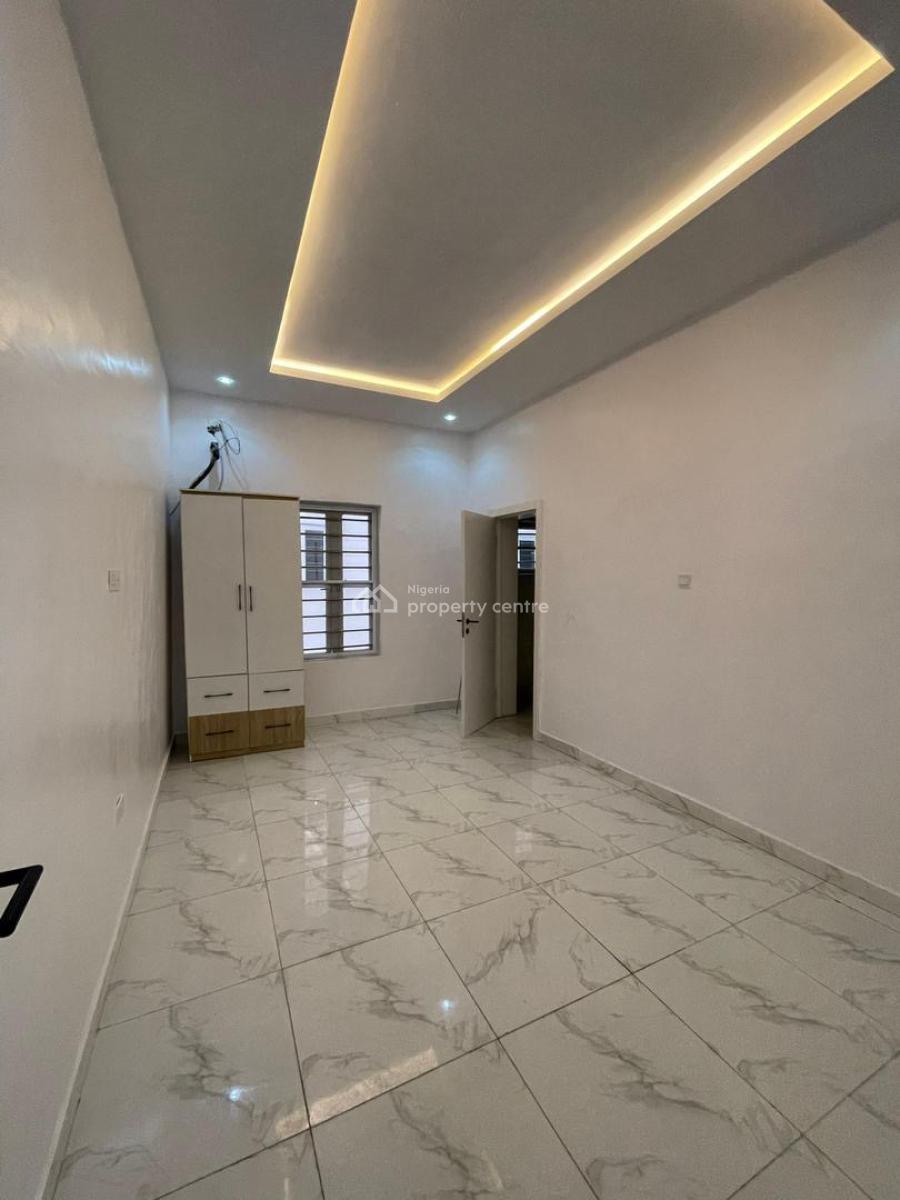 5bedroom Fully Detached Duplex with a Bq  520m, Chevron, Lekki, Lagos, Semi-detached Duplex for Sale