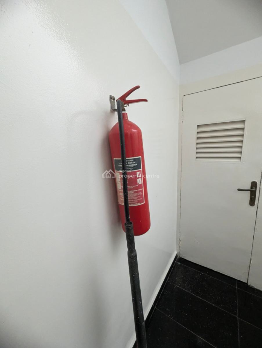 Furnished 2 Bedroom Apartment, Off Omorinre Johnson, Lekki Phase 1, Lekki, Lagos, Flat / Apartment for Rent