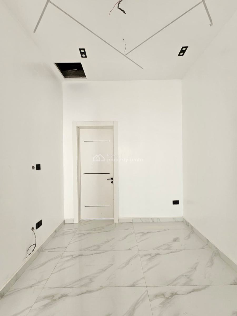 Uniquely-built Luxury Spacious 4 Bedroom Semi-detached Duplex with Bq, in a Secured Estate Less Than 6 Minutes From Addo Road, Lekki, Ajah, Lagos, Semi-detached Duplex for Sale