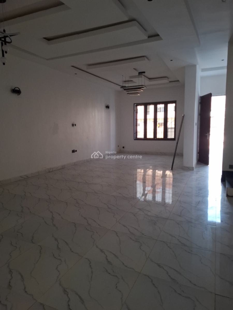 Standard 4 Bedrool Terrace Duplex, Guzape District, Abuja, Terraced Duplex for Sale