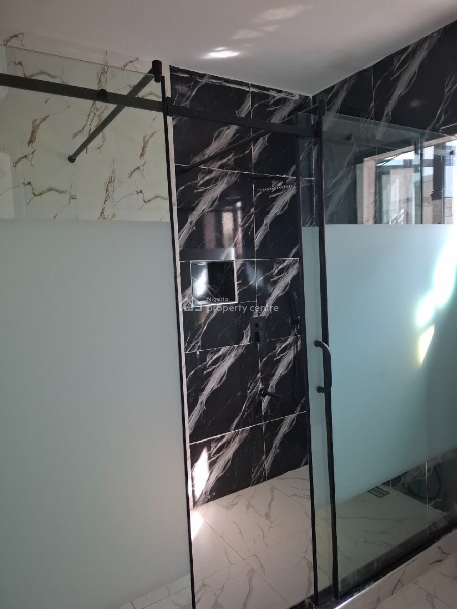 Standard 4 Bedrool Terrace Duplex, Guzape District, Abuja, Terraced Duplex for Sale