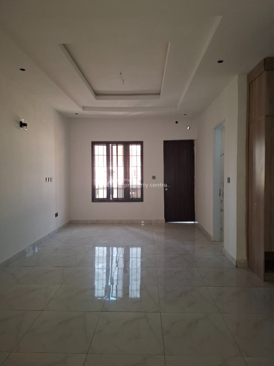Standard 4 Bedrool Terrace Duplex, Guzape District, Abuja, Terraced Duplex for Sale