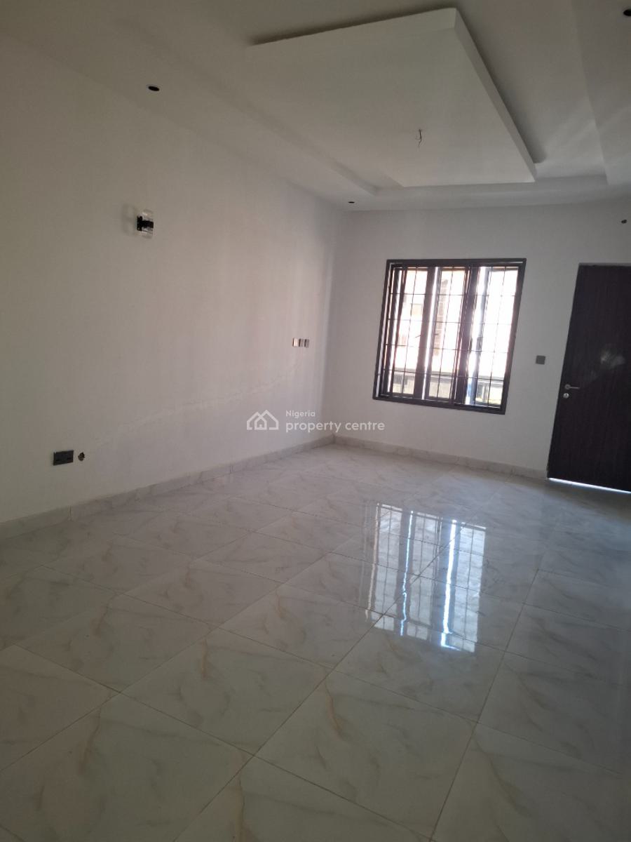 Standard 4 Bedrool Terrace Duplex, Guzape District, Abuja, Terraced Duplex for Sale