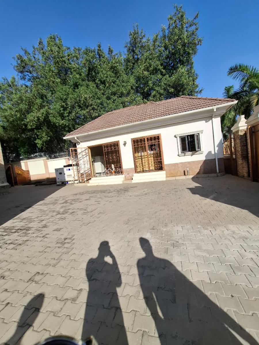 Standard 6 Units of 3 Bedroom Apartment with Bq, Guzape District, Abuja, Flat / Apartment for Rent