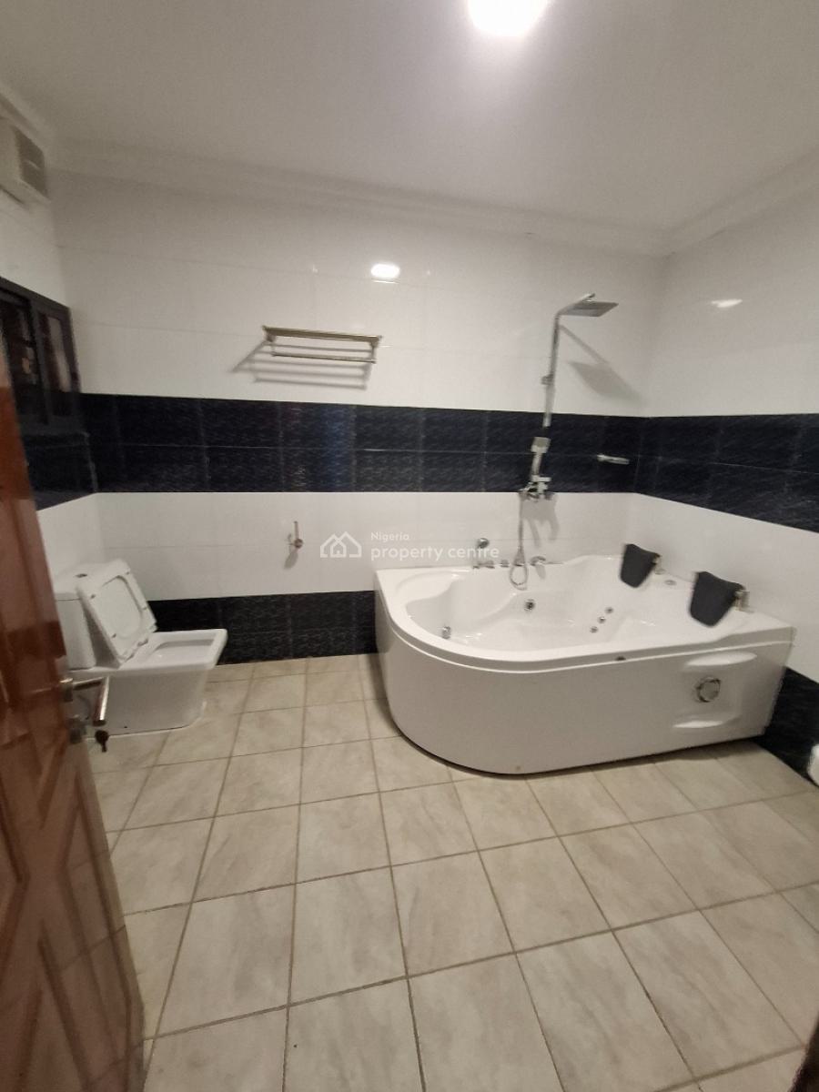 Standard 6 Units of 3 Bedroom Apartment with Bq, Guzape District, Abuja, Flat / Apartment for Rent