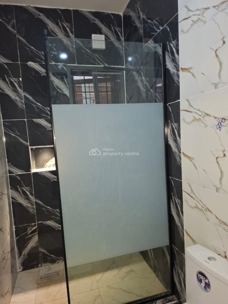 Smart Virgin 5 Bedroom Terrace Duplex, Guzape District, Abuja, Terraced Duplex for Sale