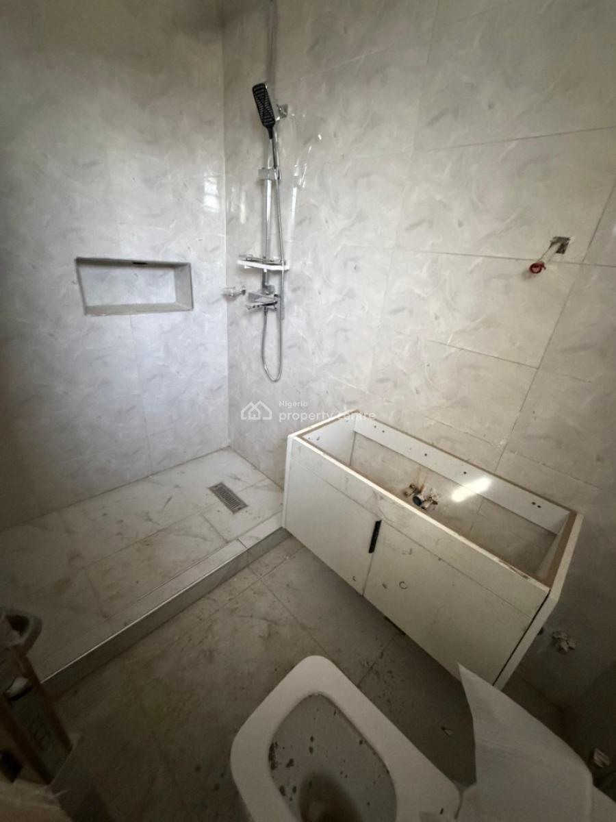 Newly Built 4 Bedrooms Terraced Duplex with Bq, Guzape District, Abuja, Terraced Duplex for Rent