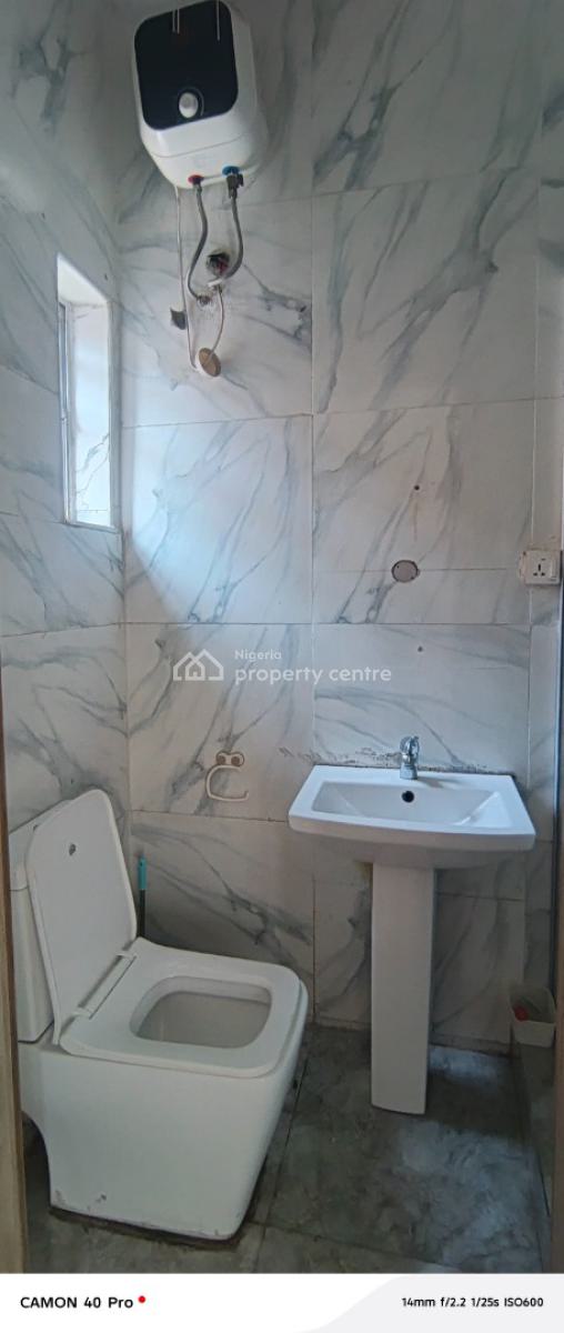 a Room Shared Kitchen Apartment in Chevron, Chevy View Estate, Lekki, Lagos, Self Contain (single Rooms) for Rent