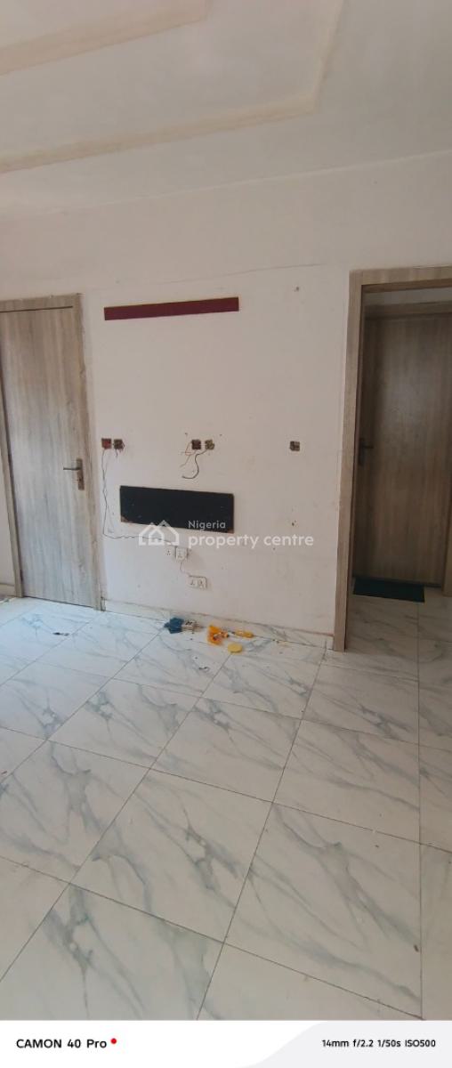 a Room Shared Kitchen Apartment in Chevron, Chevy View Estate, Lekki, Lagos, Self Contain (single Rooms) for Rent