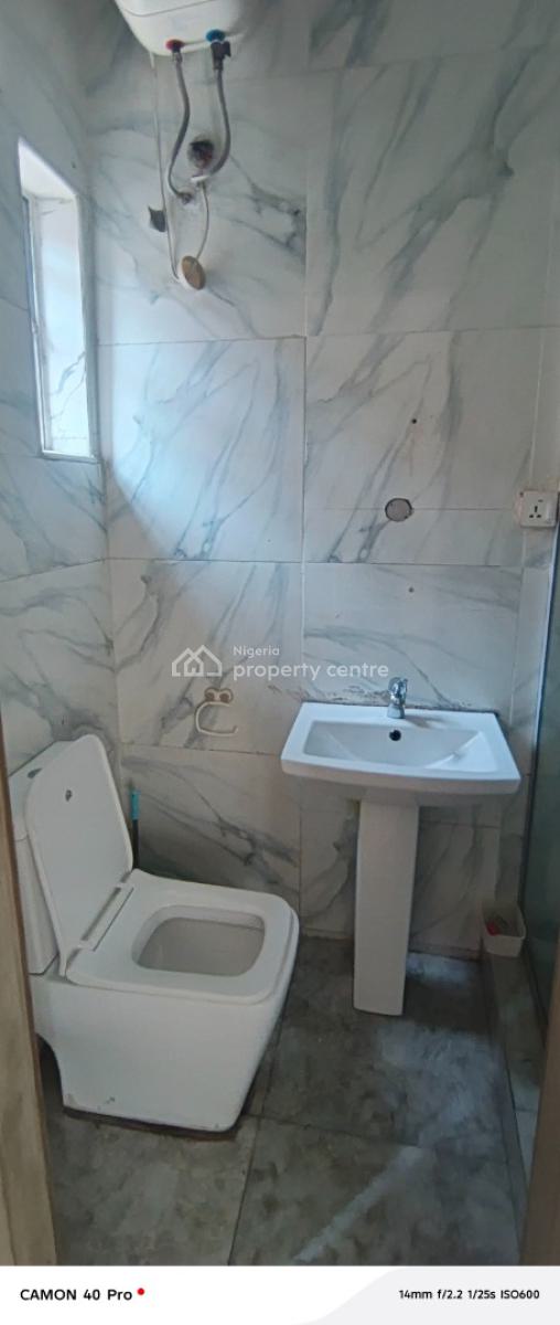 a Room Shared Kitchen Apartment in Chevron, Chevy View Estate, Lekki, Lagos, Self Contain (single Rooms) for Rent