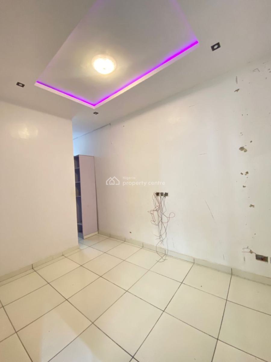 Bran New 4 Bedrooms Semi Detached Duplex with Bq, Ikota, Lekki, Lagos, Semi-detached Duplex for Rent