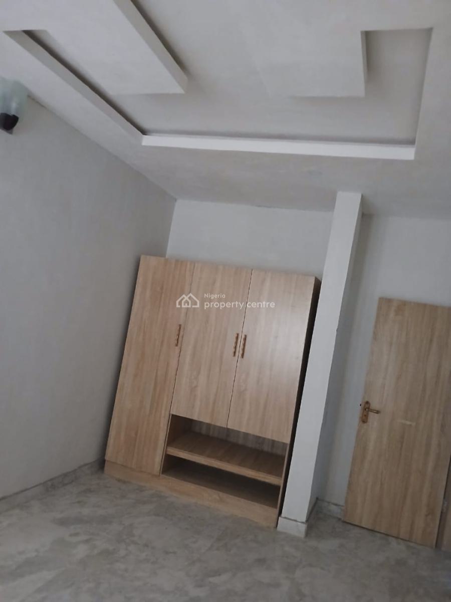 Luxurious Brand New 3 Bedroom Apartment All Ensuit, Lafiaji Off Orchid Road., Lekki, Lagos, Flat / Apartment for Rent
