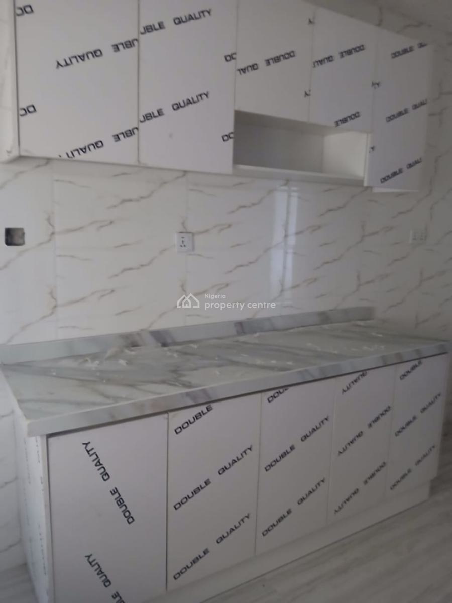 Luxurious Brand New 3 Bedroom Apartment All Ensuit, Lafiaji Off Orchid Road., Lekki, Lagos, Flat / Apartment for Rent