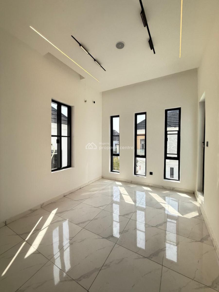 Good Deal   Very Spacious 5 Bedroom Fully  Detached with Bq,swim P, Orchid Lekki, Lekki, Lagos, Detached Duplex for Sale