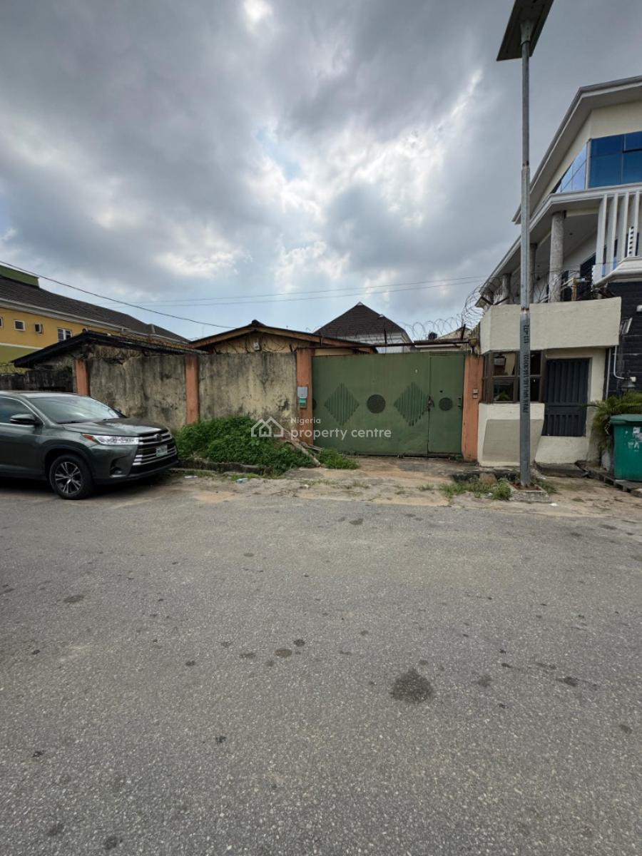 a Buy & Rebuild Bungalow in a Well Interlocked Street and Good Locatio, Adeniran Ogunsanya, Surulere, Lagos, Detached Bungalow for Sale