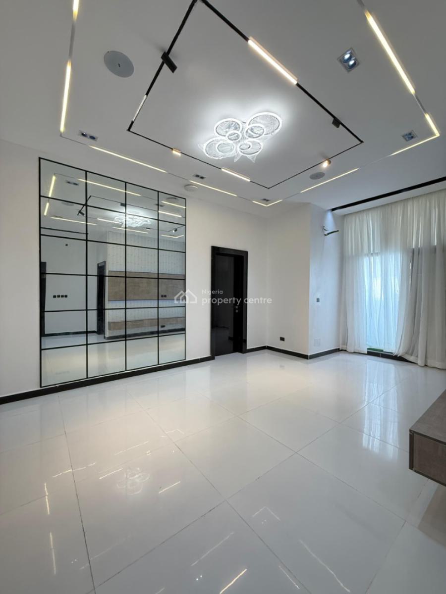 Experience Resort-style Living in a Spacious 5-bedroom Detached Duplex, Chevron Toll Lekki  Lagos, Lekki, Lagos, Detached Duplex for Sale