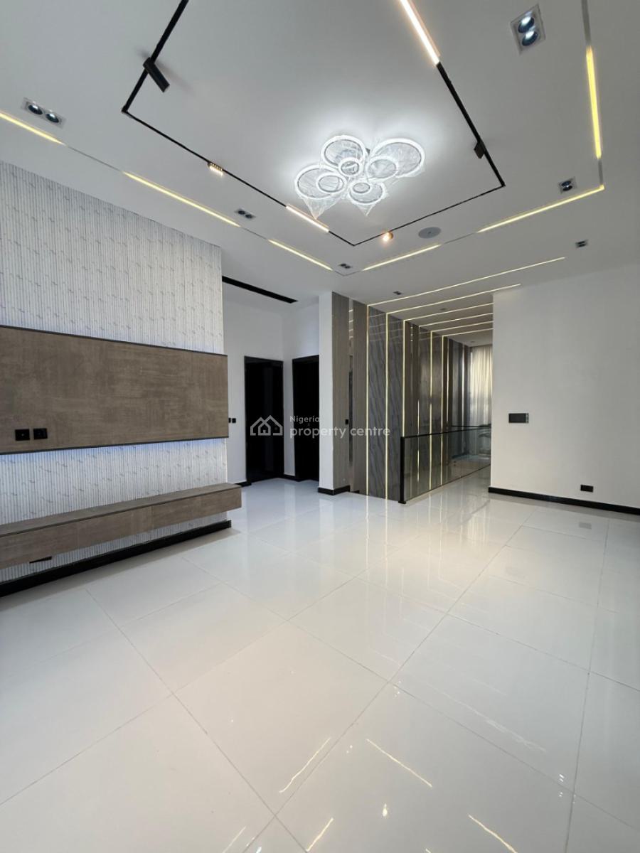 Experience Resort-style Living in a Spacious 5-bedroom Detached Duplex, Chevron Toll Lekki  Lagos, Lekki, Lagos, Detached Duplex for Sale