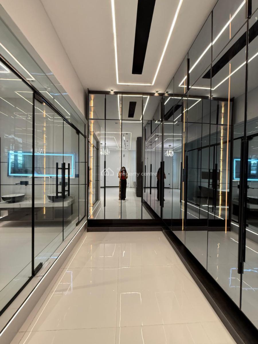 Experience Resort-style Living in a Spacious 5-bedroom Detached Duplex, Chevron Toll Lekki  Lagos, Lekki, Lagos, Detached Duplex for Sale