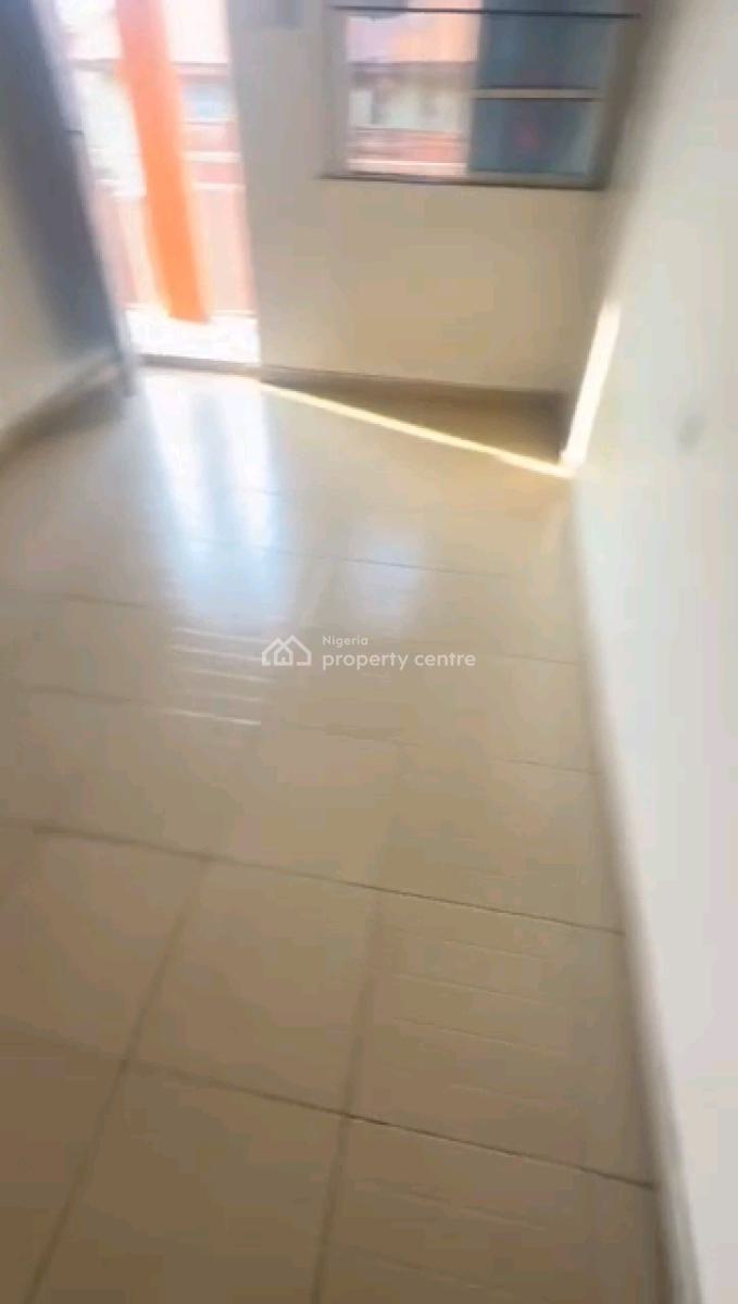 a Relatively New and Decent Room-self Contain, Upstairs with Kitchen, Feyisara Street, Pedro, Gbagada, Lagos, Self Contain (single Rooms) for Rent