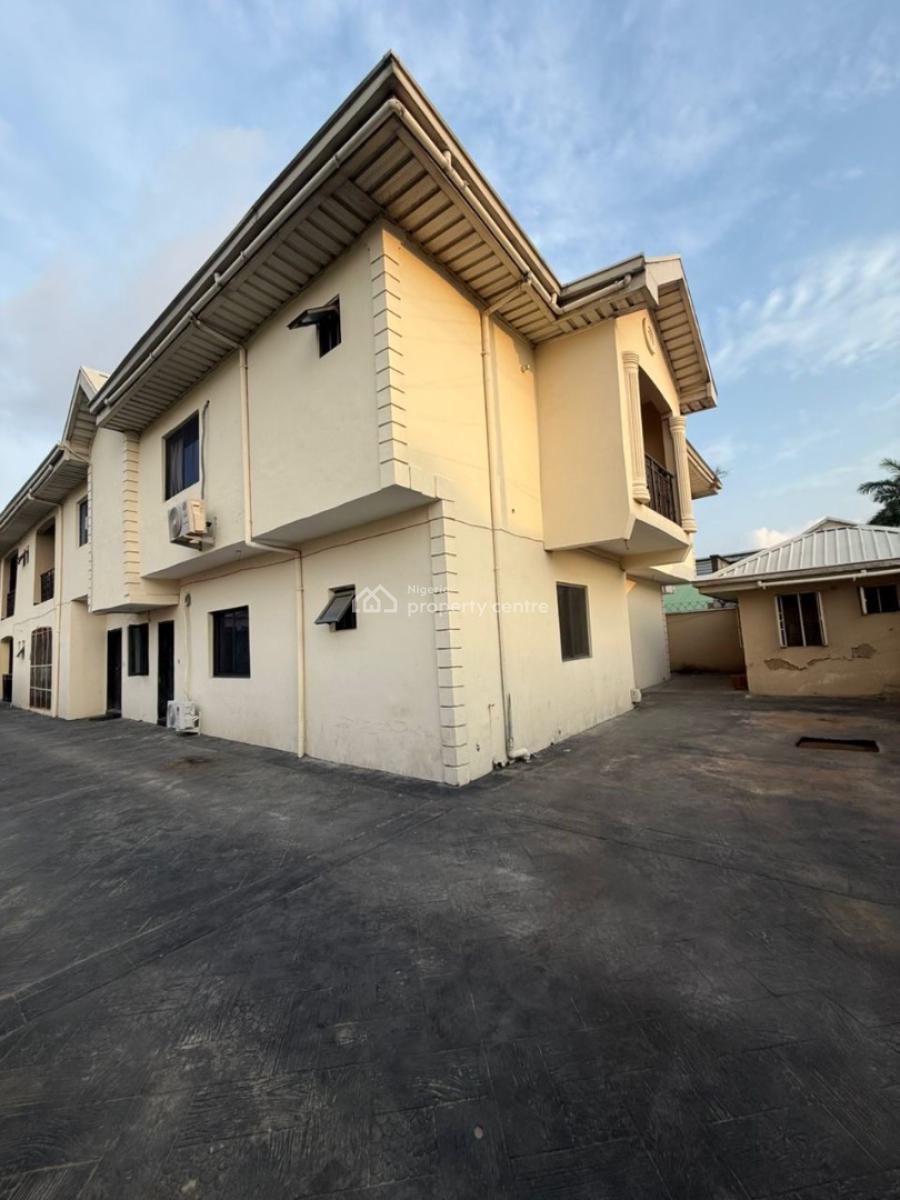 3 Bedroom Flat in a Secured Estate, Lekky County, Ikota, Lekki, Lagos, Flat / Apartment for Rent