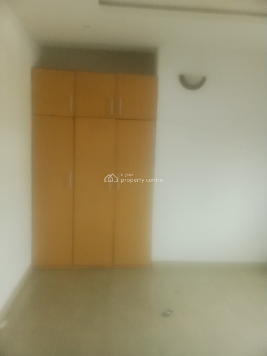 Solid and Well Maintained 3 Bedroom En-suit Flats, Thomas Estate, Ajiwe, Ajah, Lagos, Flat / Apartment for Rent