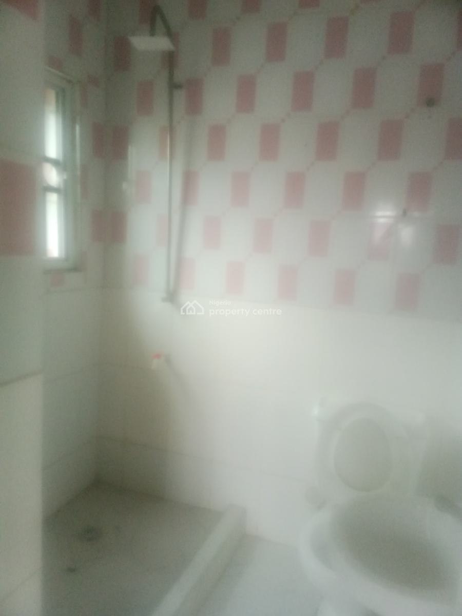 Solid and Well Maintained 3 Bedroom En-suit Flats, Thomas Estate, Ajiwe, Ajah, Lagos, Flat / Apartment for Rent