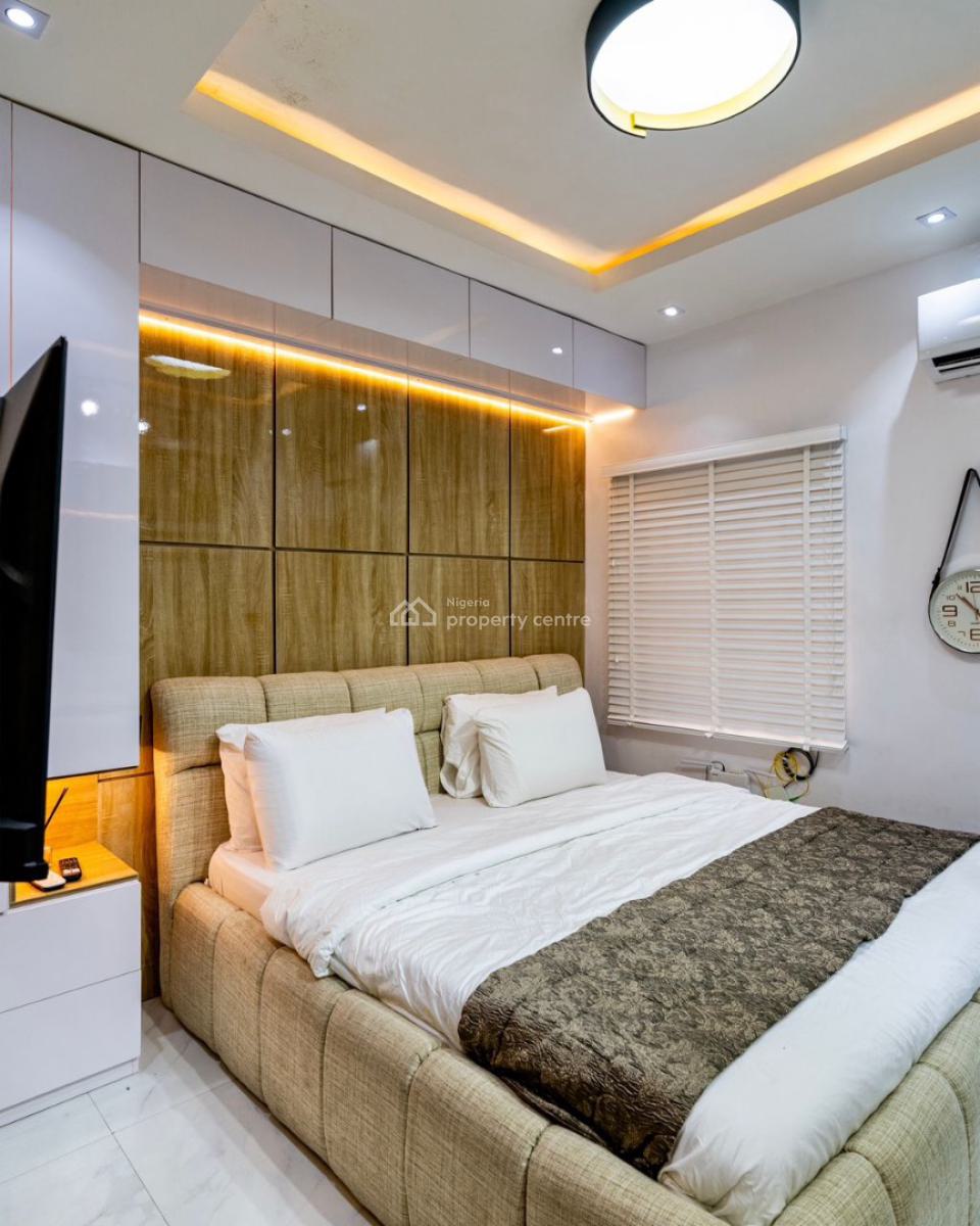 Luxury 1 Bedroom with Modern Comfort, Lekki Phase 1, Lekki, Lagos, Flat / Apartment Short Let