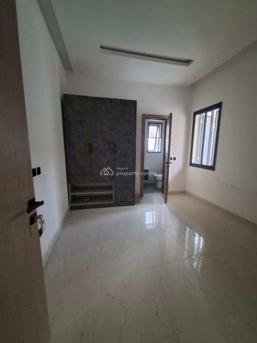 Smart 3 Bedroom Apartment, Guzape District, Abuja, Flat / Apartment for Sale