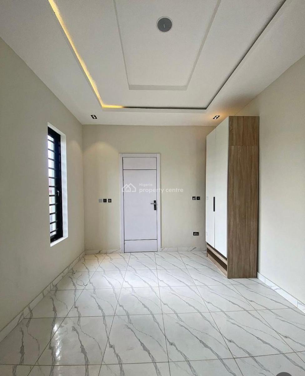 5 Bedroom Spacious Fully Detached Duplex with a Room Bq, Ologolo, Lekki, Lagos, Detached Duplex for Sale