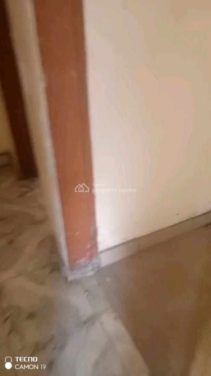 Standard 2 Bedroom Flat with 3 Toilets N Bath, Ayoade Street, Shomolu, Lagos, Flat / Apartment for Rent